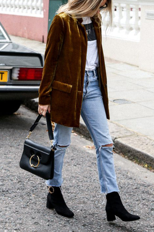 Celly Velvet Blazer – Luxurious Textured Statement Streetwear