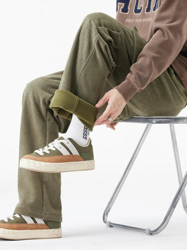 Hayes Tapered Corduroy Cargo Pants – Comfortable Stretch Fabric for Daily Wear