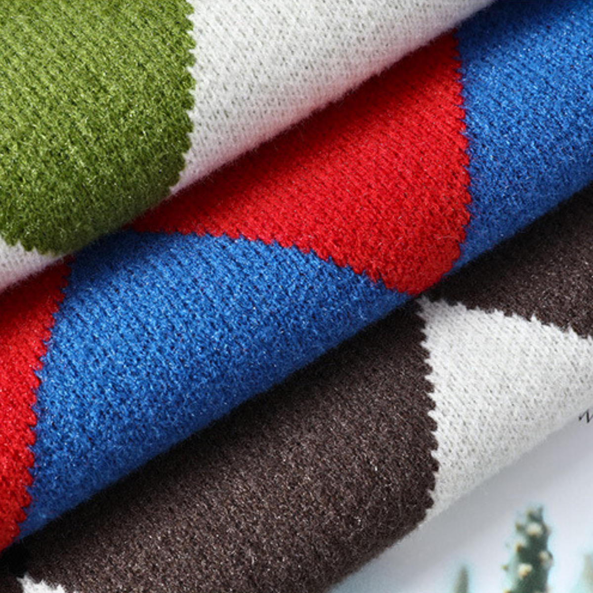 Andrew Men's Microfiber Sweater – Soft Diamond Knit Design