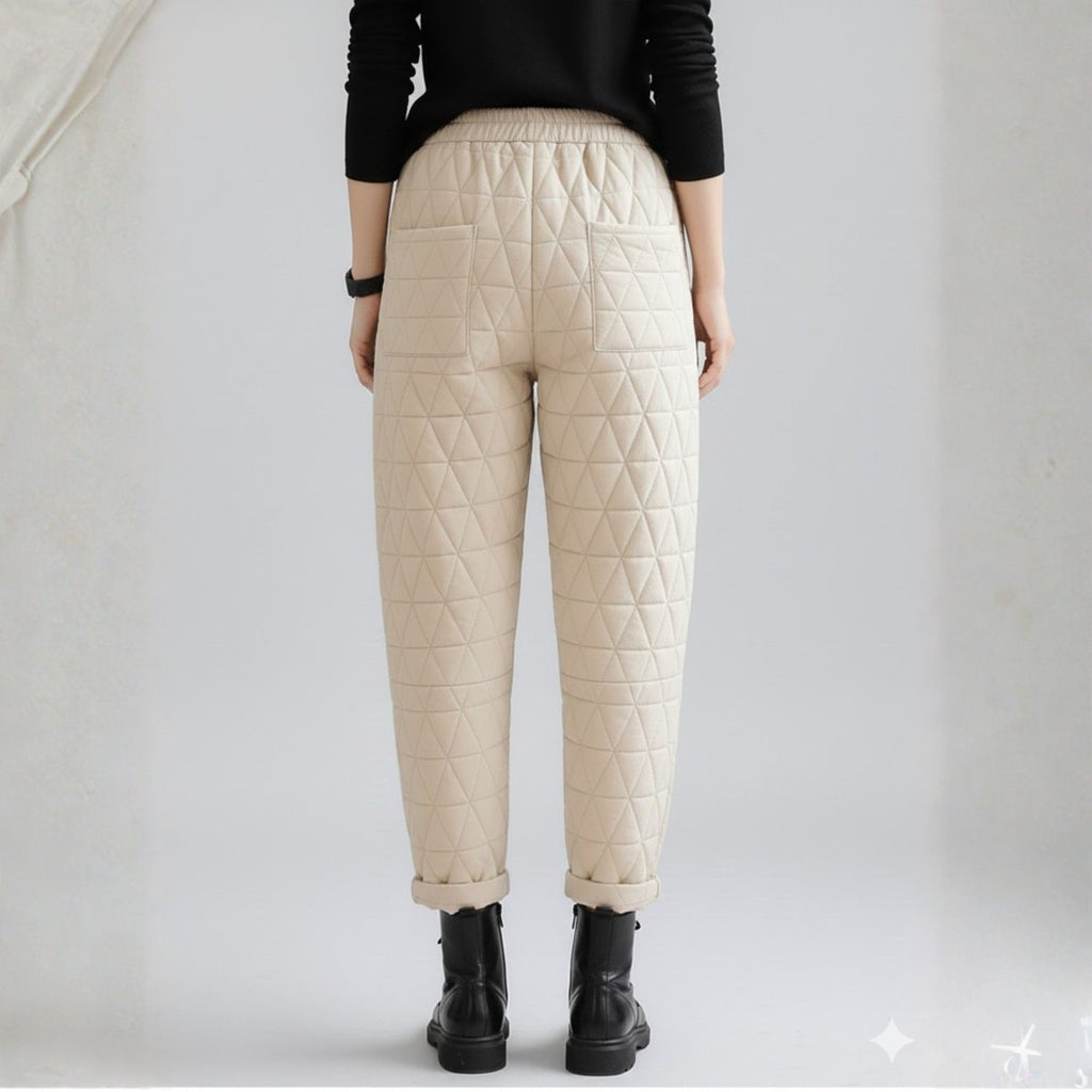 Elara Women's Diamond Quilted Thermal Cotton Jogger Pants