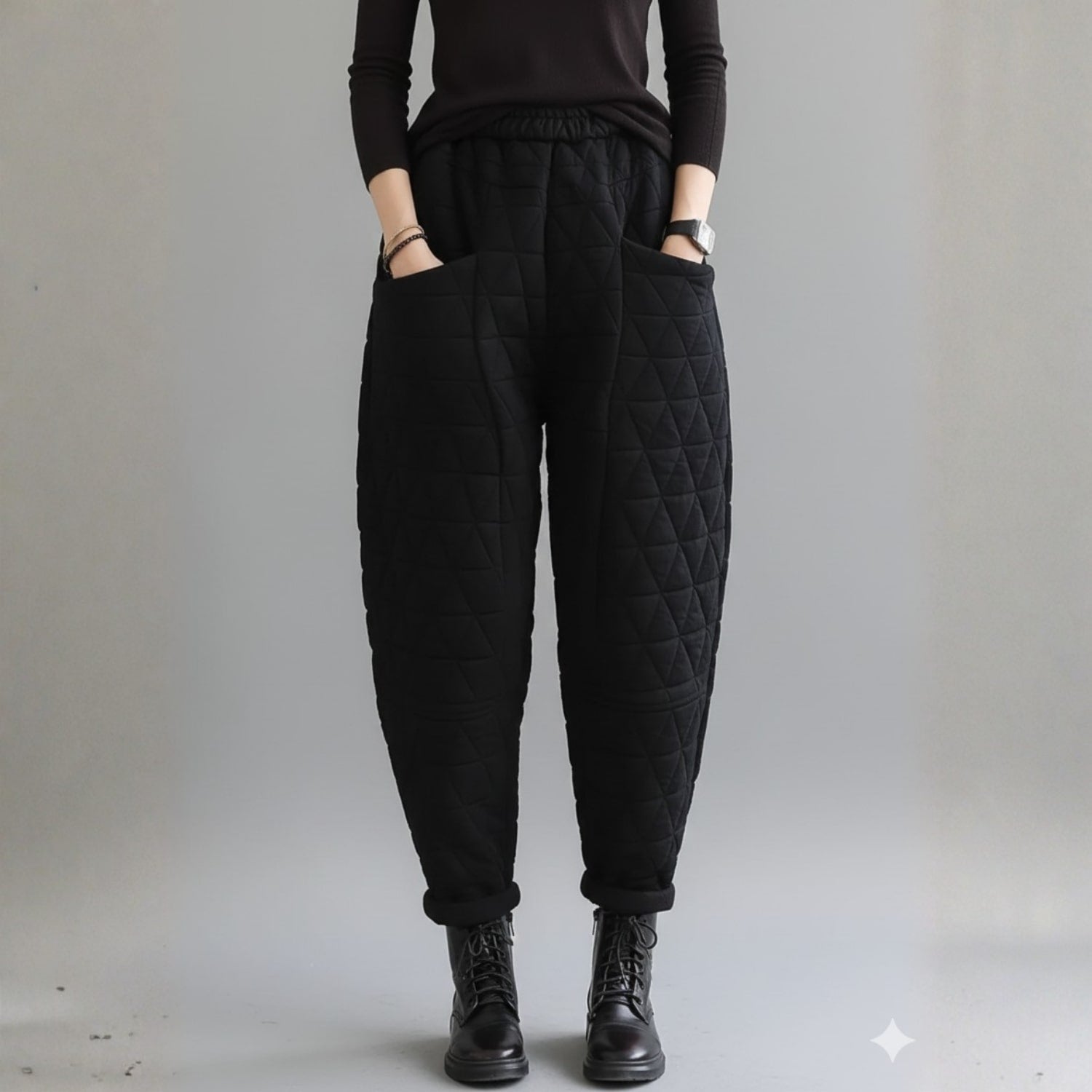 Elara Women's Diamond Quilted Thermal Cotton Jogger Pants