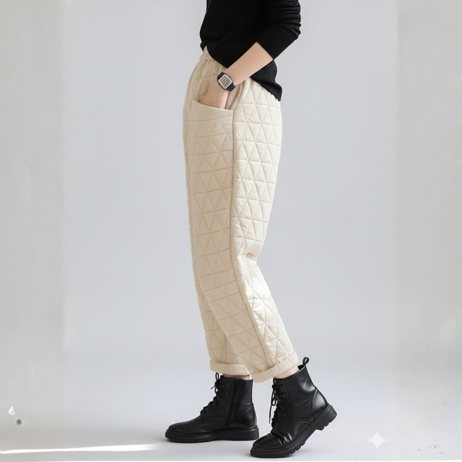 Elara Women's Diamond Quilted Thermal Cotton Jogger Pants