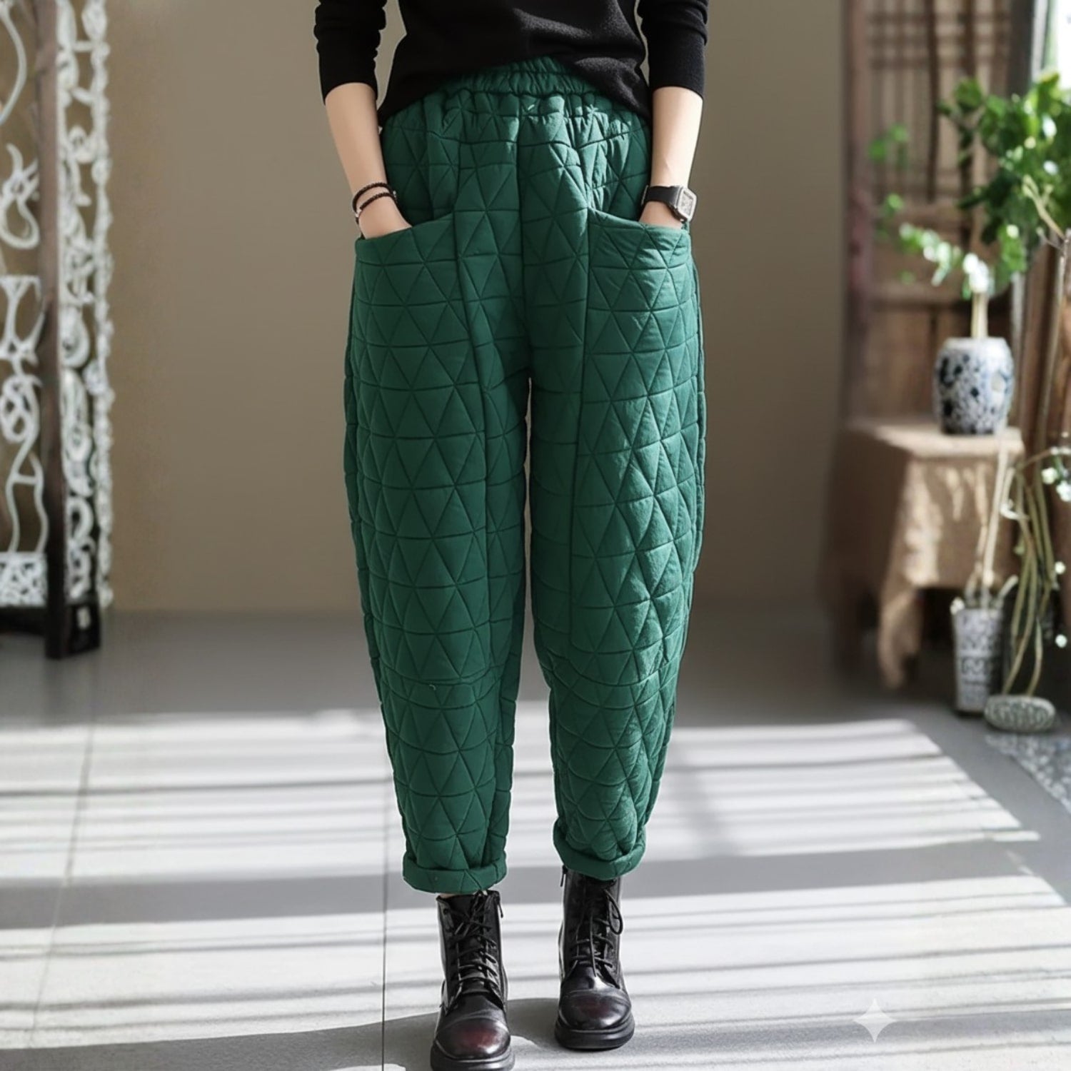 Elara Women's Diamond Quilted Thermal Cotton Jogger Pants