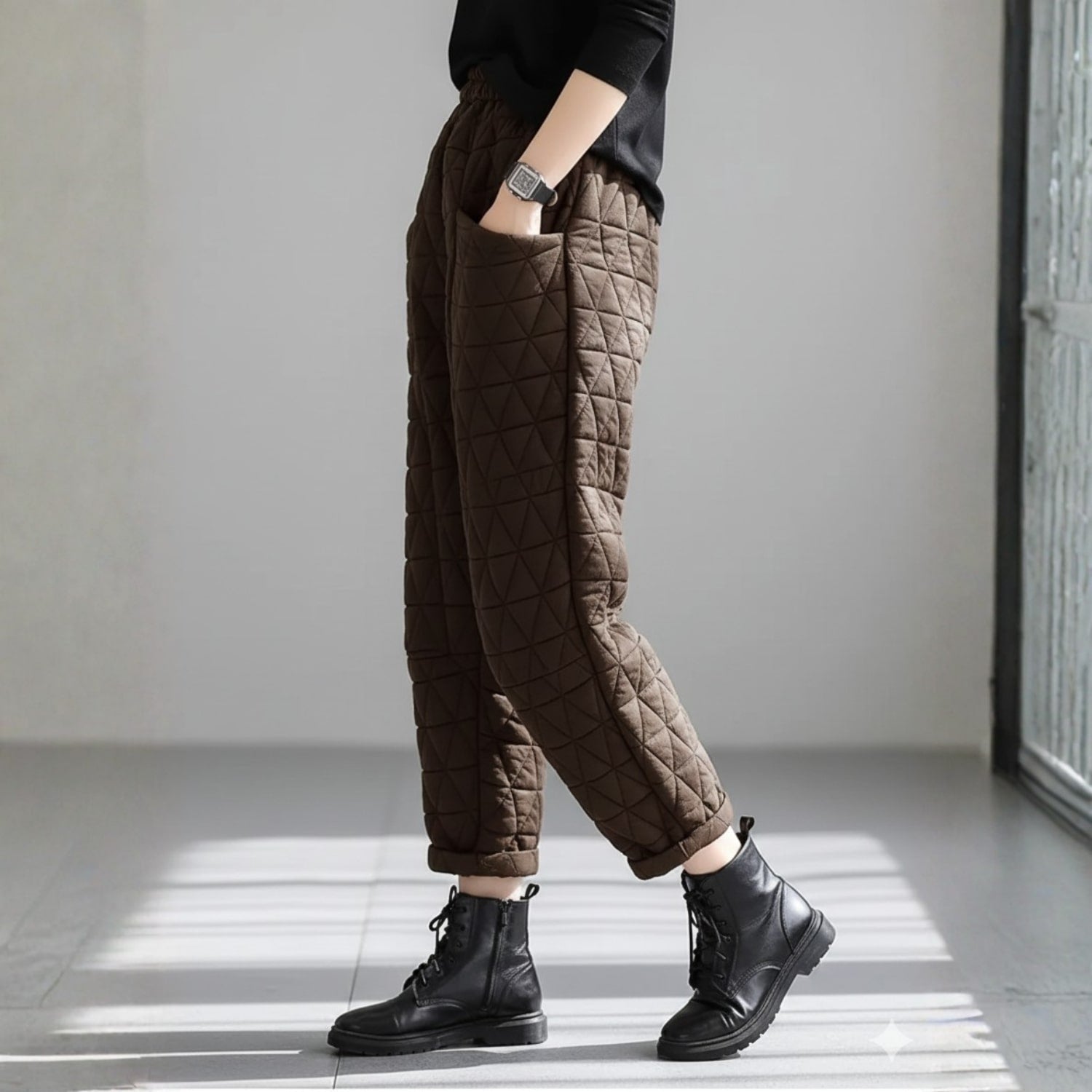 Elara Women's Diamond Quilted Thermal Cotton Jogger Pants