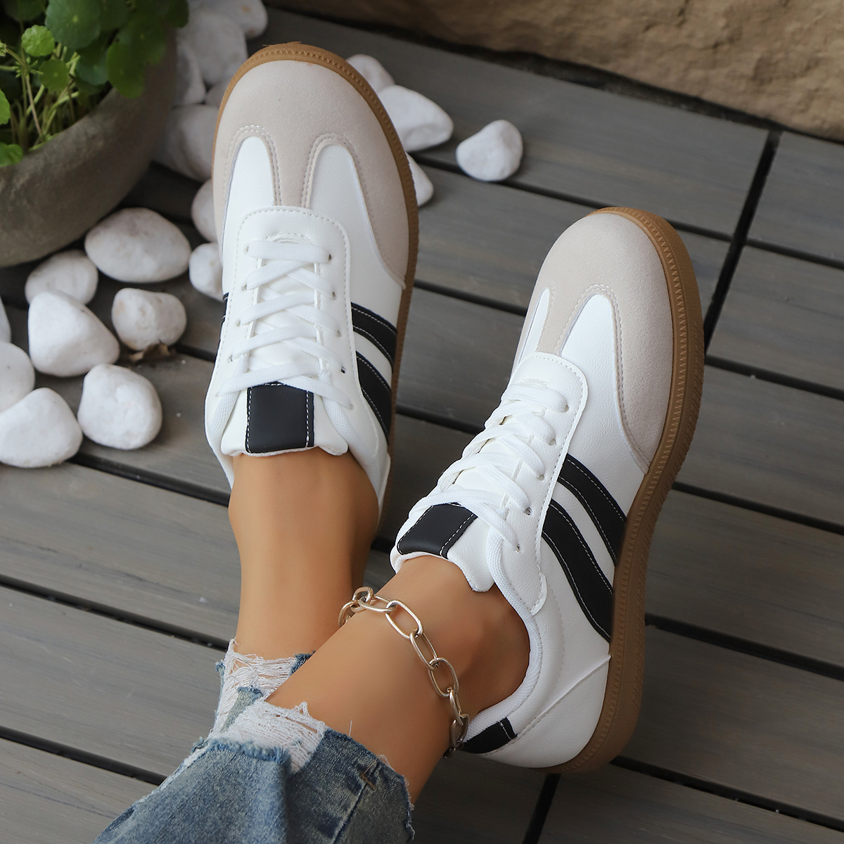 Geneva Women's Sneakers - Vintage-Inspired Lightweight Leather & Suede Trainers