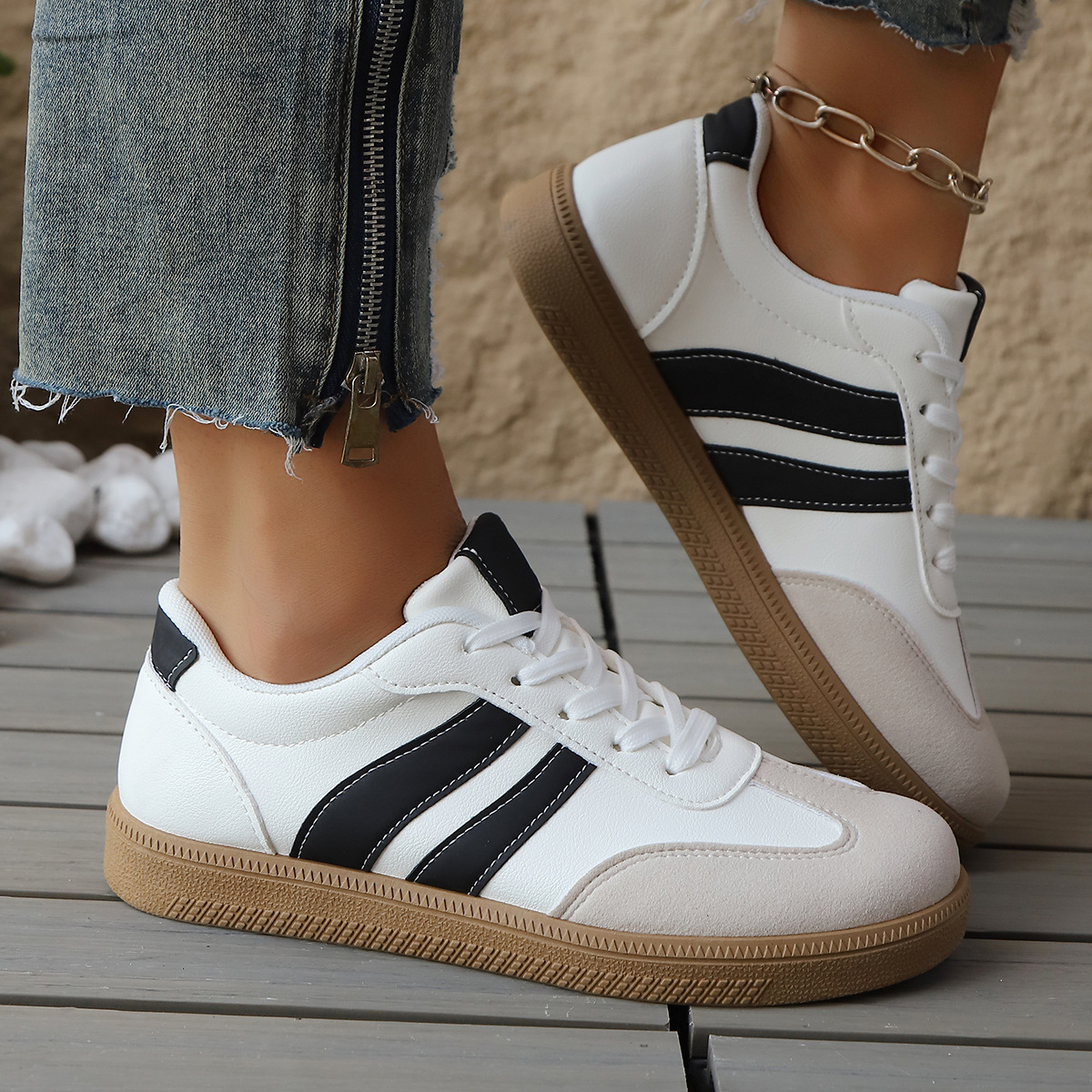 Geneva Women's Sneakers - Vintage-Inspired Lightweight Leather & Suede Trainers
