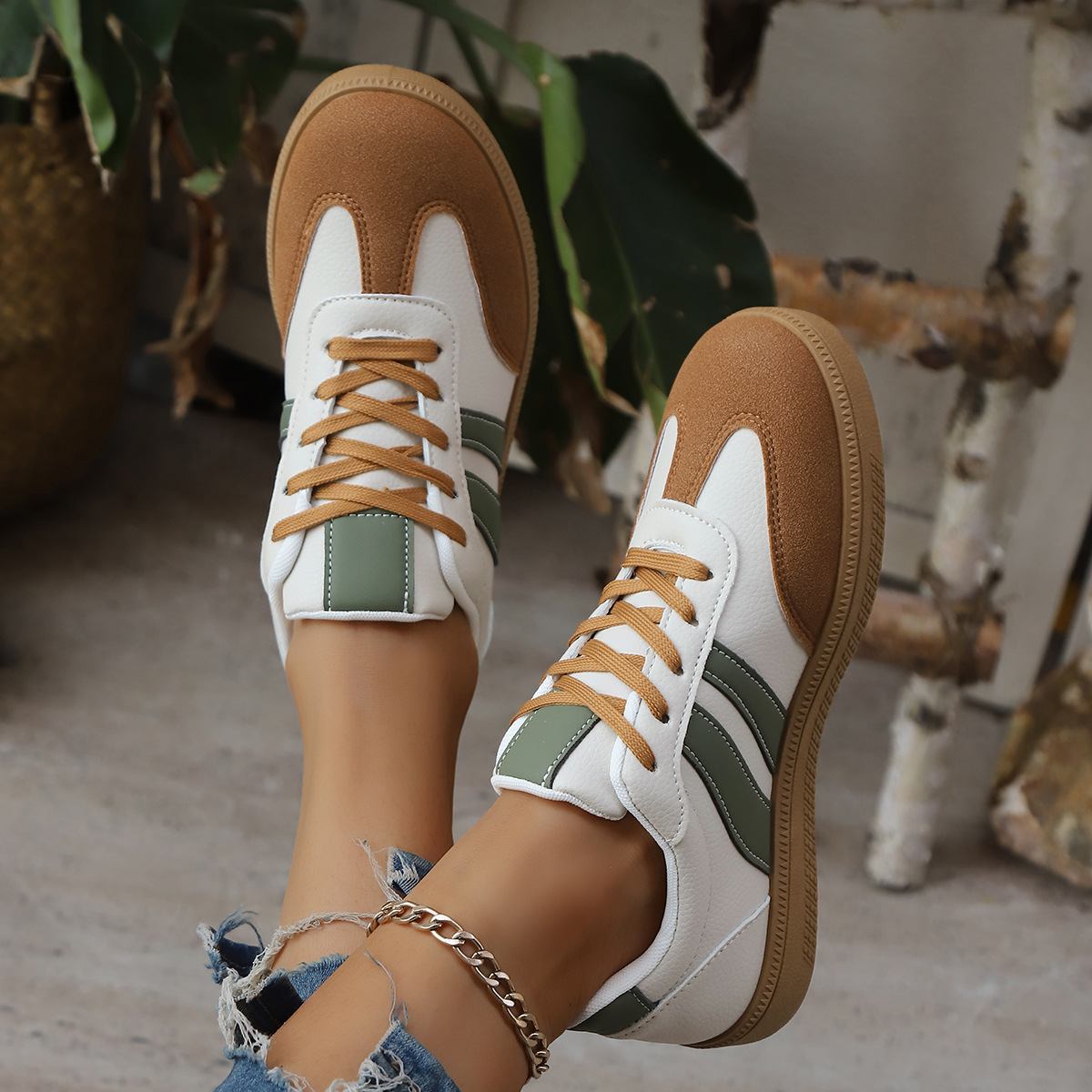 Geneva Women's Sneakers - Vintage-Inspired Lightweight Leather & Suede Trainers