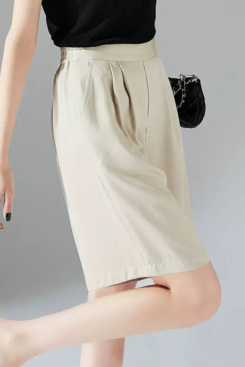 Helene Tailored Pleated Bermuda Shorts Relaxed Fit Elastic Waist