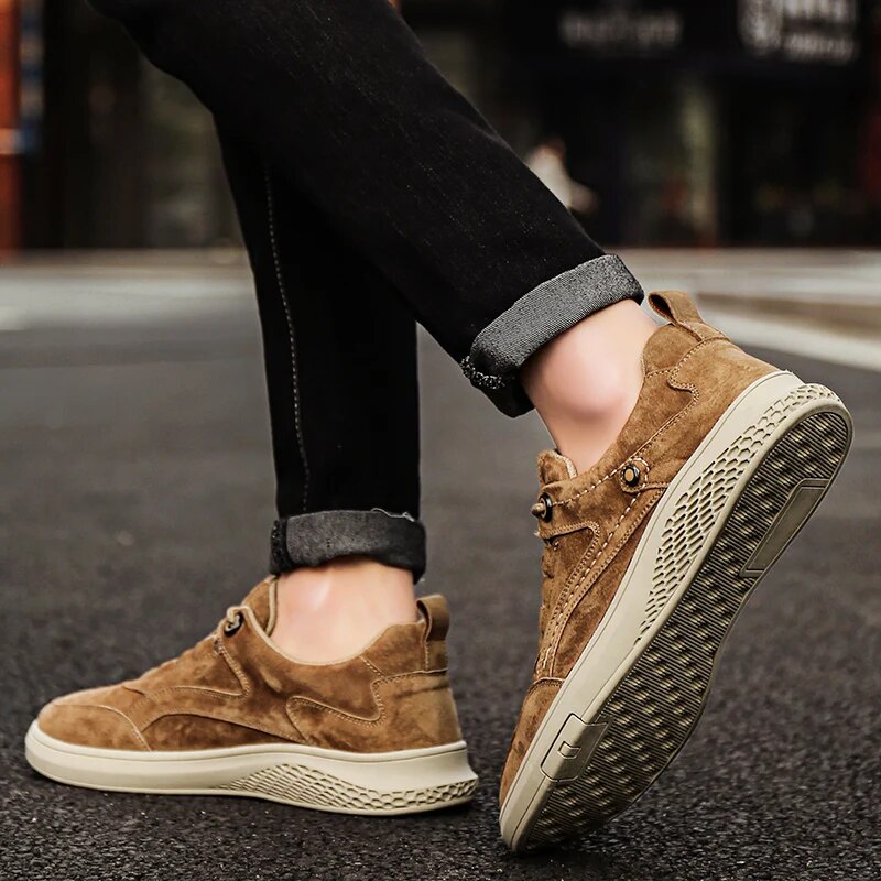 Asher Suede Sneakers – Urban-Style Suede with Relaxed Versatility