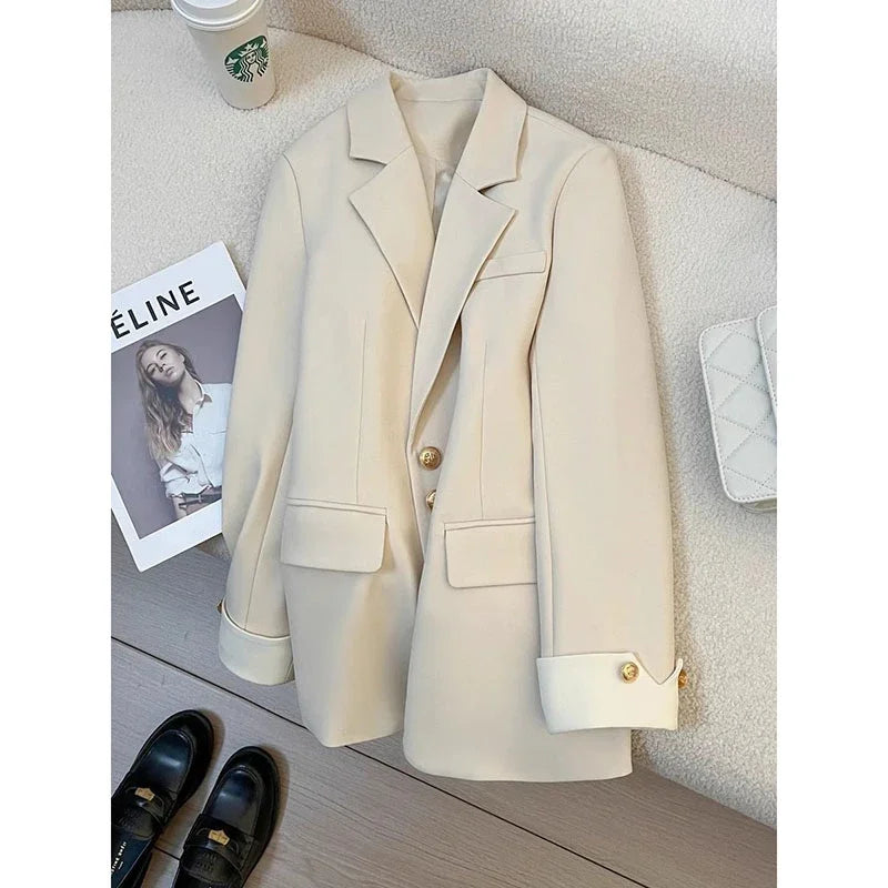 Ely Women's Lightweight Tailored Blazer with Front Pockets