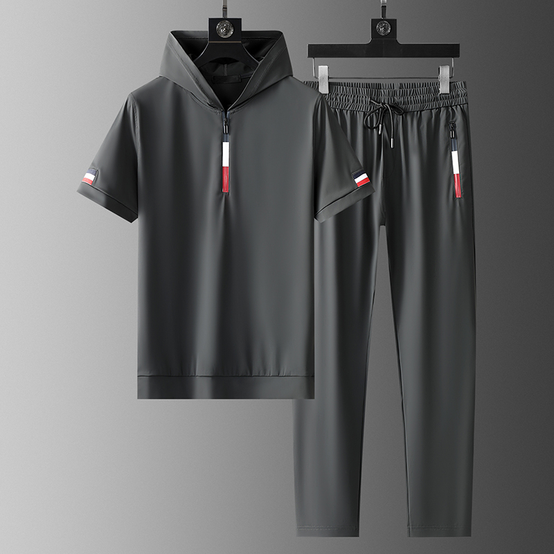 Santino FlexFit Hooded Lycra Quarter-Zip Tracksuit Set – Modern Sport Comfort