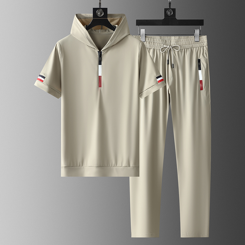 Santino FlexFit Hooded Lycra Quarter-Zip Tracksuit Set – Modern Sport Comfort
