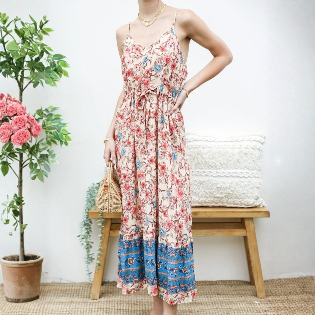 Mary Floral V-Neck Midi Dress – Spaghetti Strap Flowing Summer Silhouette