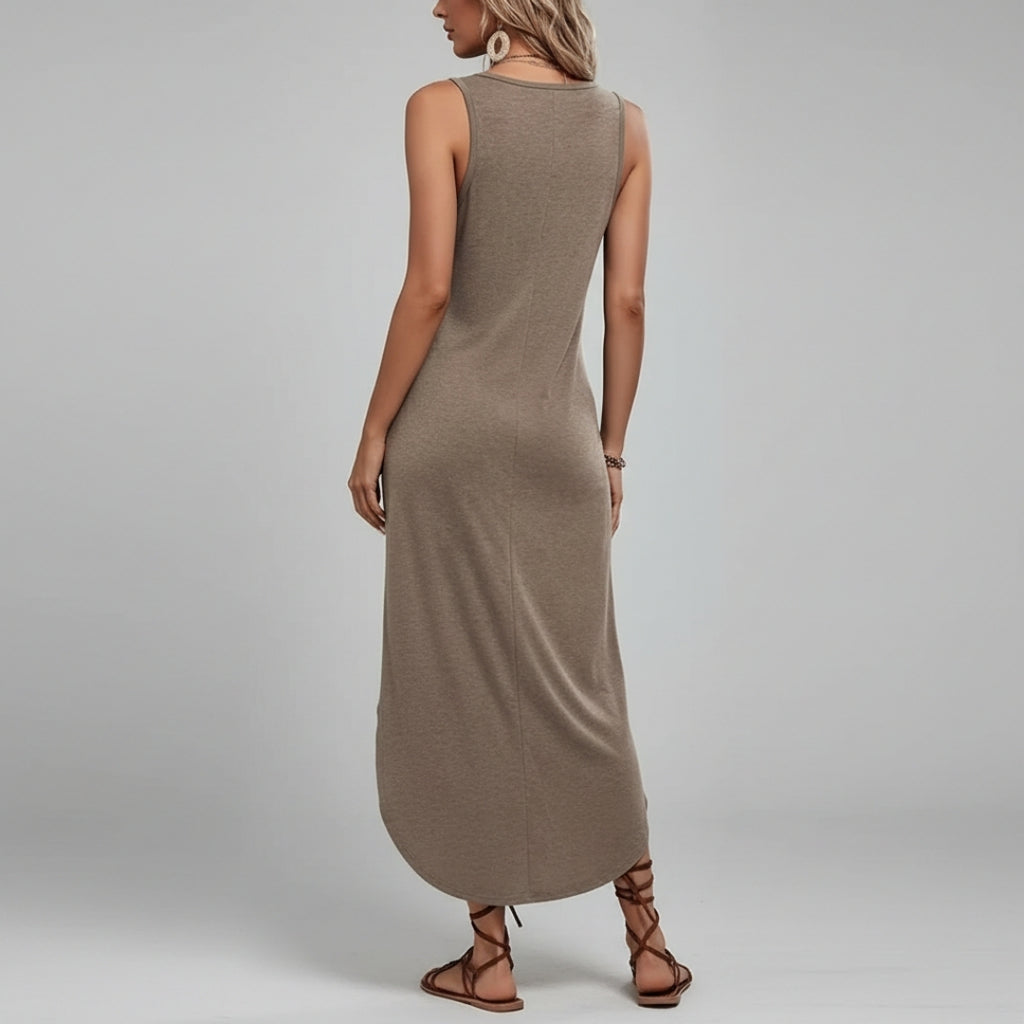 Eleanor Heart Print Sleeveless Maxi Dress – V-Neck Relaxed Summer Silhouette