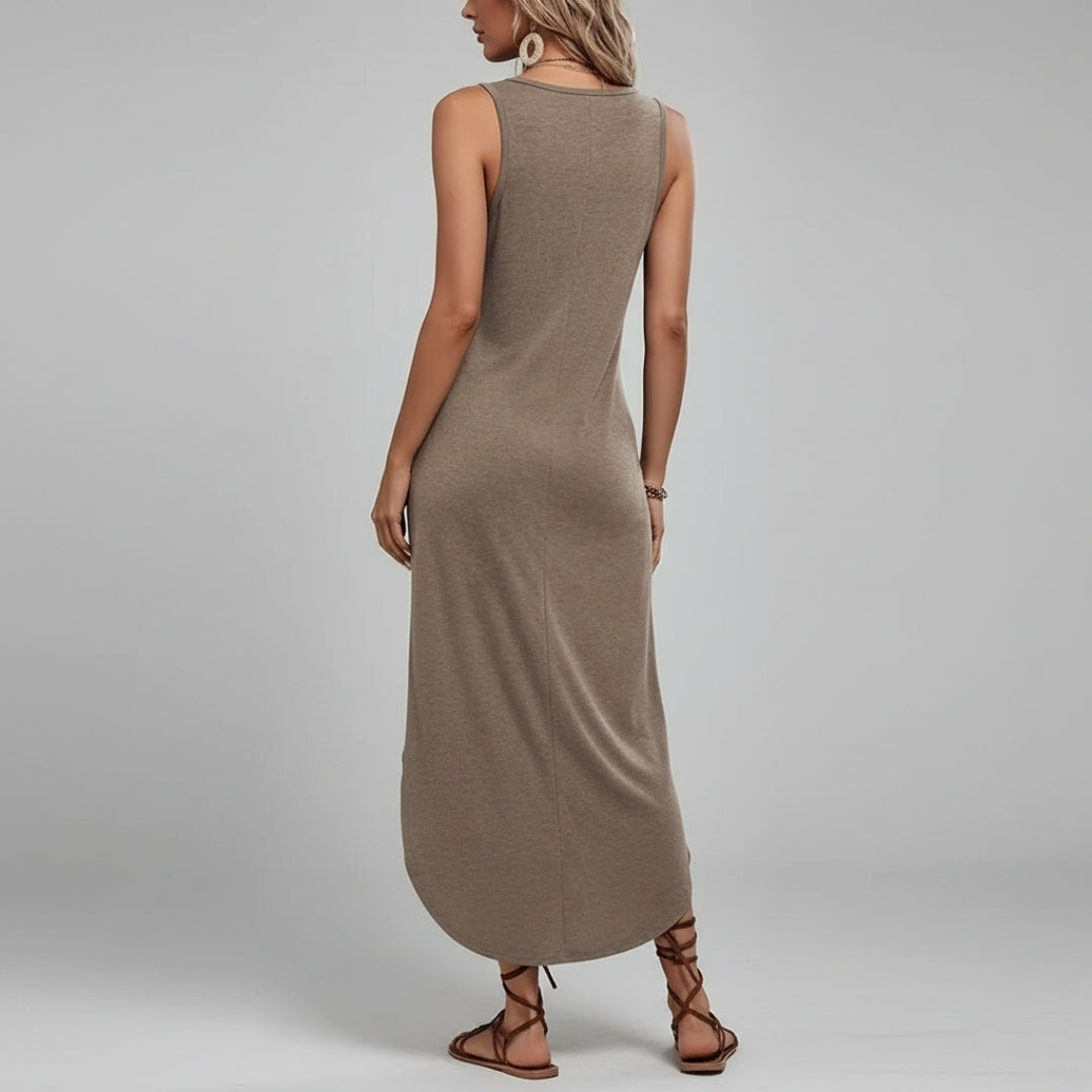 Eleanor Heart Print Sleeveless Maxi Dress – V-Neck Relaxed Summer Silhouette