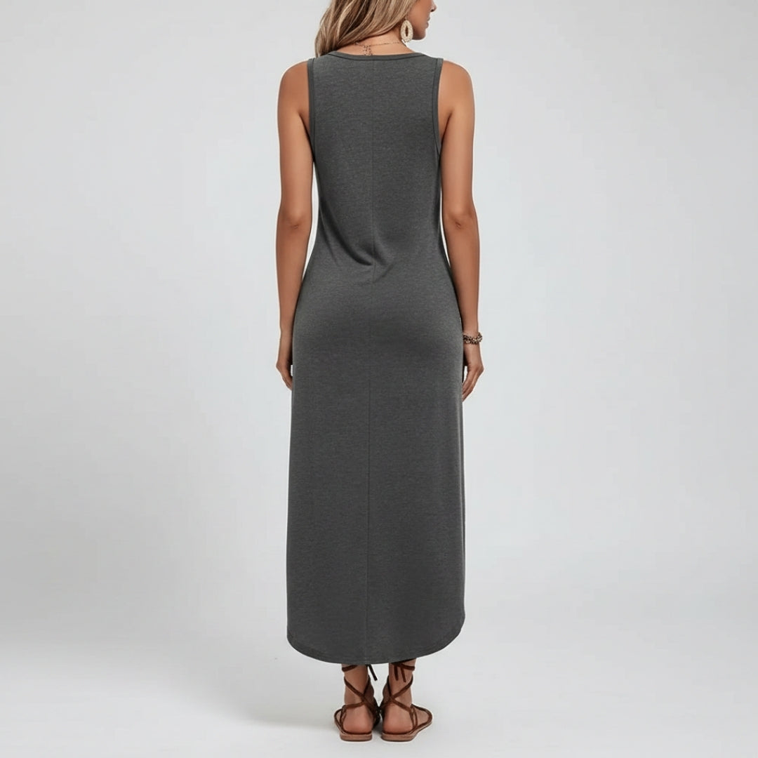 Eleanor Heart Print Sleeveless Maxi Dress – V-Neck Relaxed Summer Silhouette