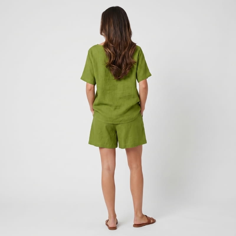 Brisa Linen Two-Piece Set – Batwing Round Neck Oversized Top Elastic Waist Shorts Casual Outfit