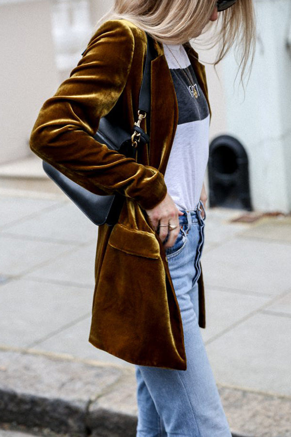 Celly Velvet Blazer – Luxurious Textured Statement Streetwear