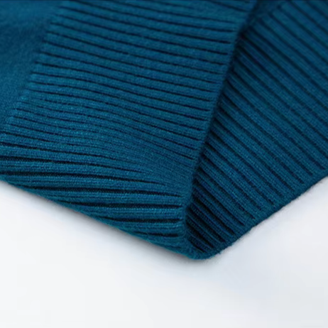Alexander Men's Turtleneck Sweater – Luxurious Cashmere Blend for Ultimate Comfort