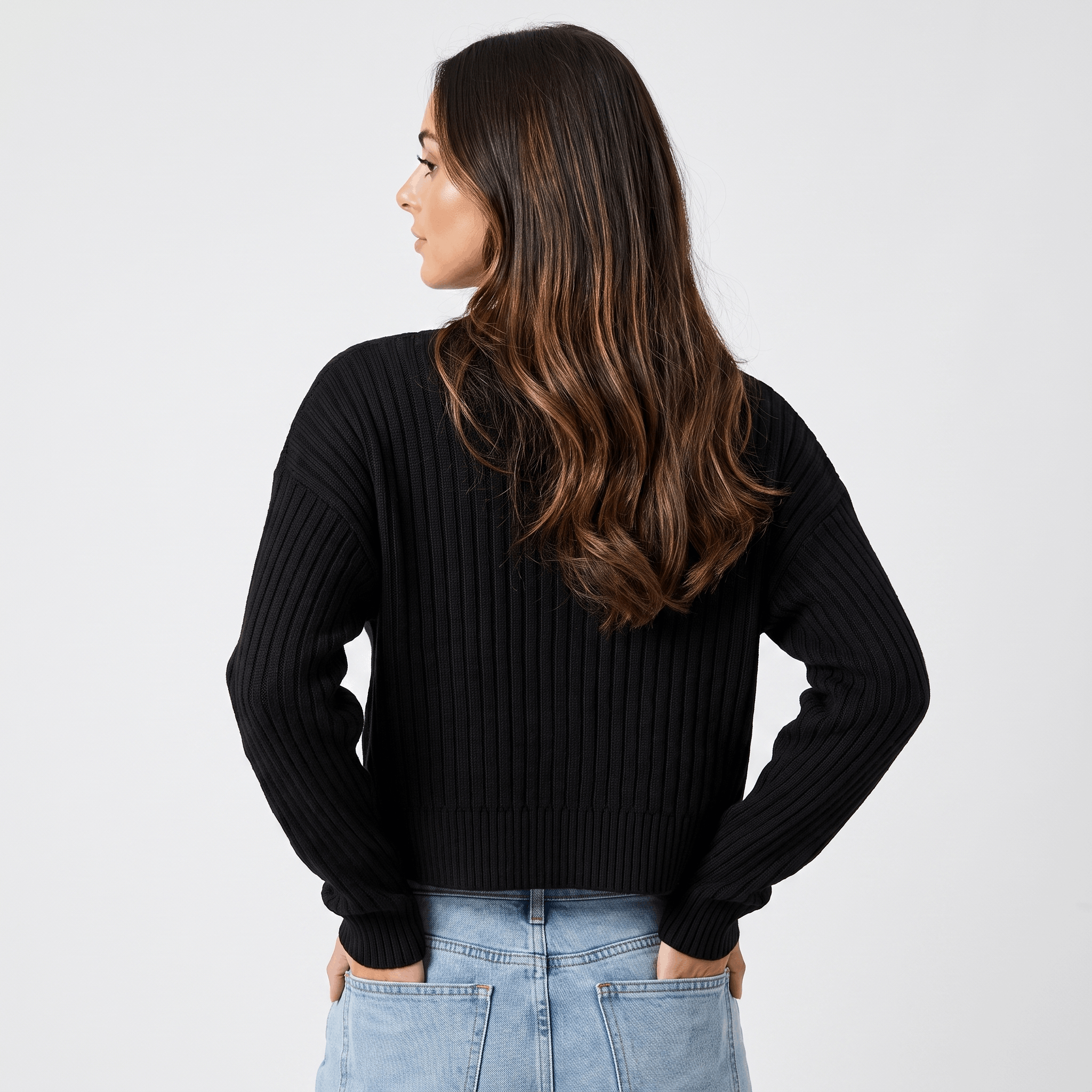 Bianca Cropped Ribbed Knit Cardigan – V-Neck Button Front Layer