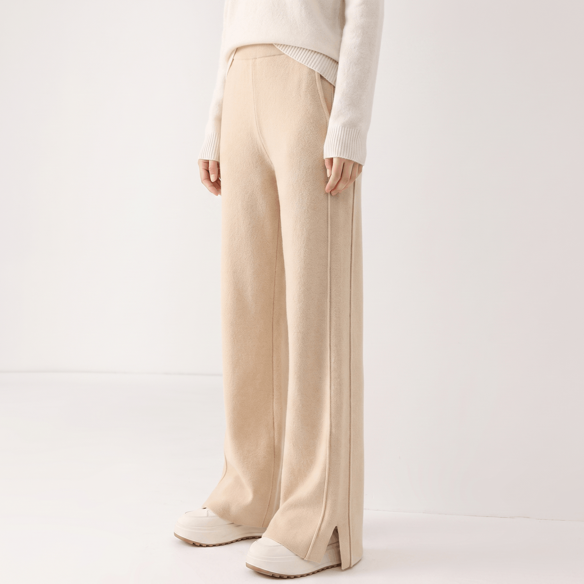 Naomi Merino Wool Sweatpants – Tailored Straight-Leg Pants