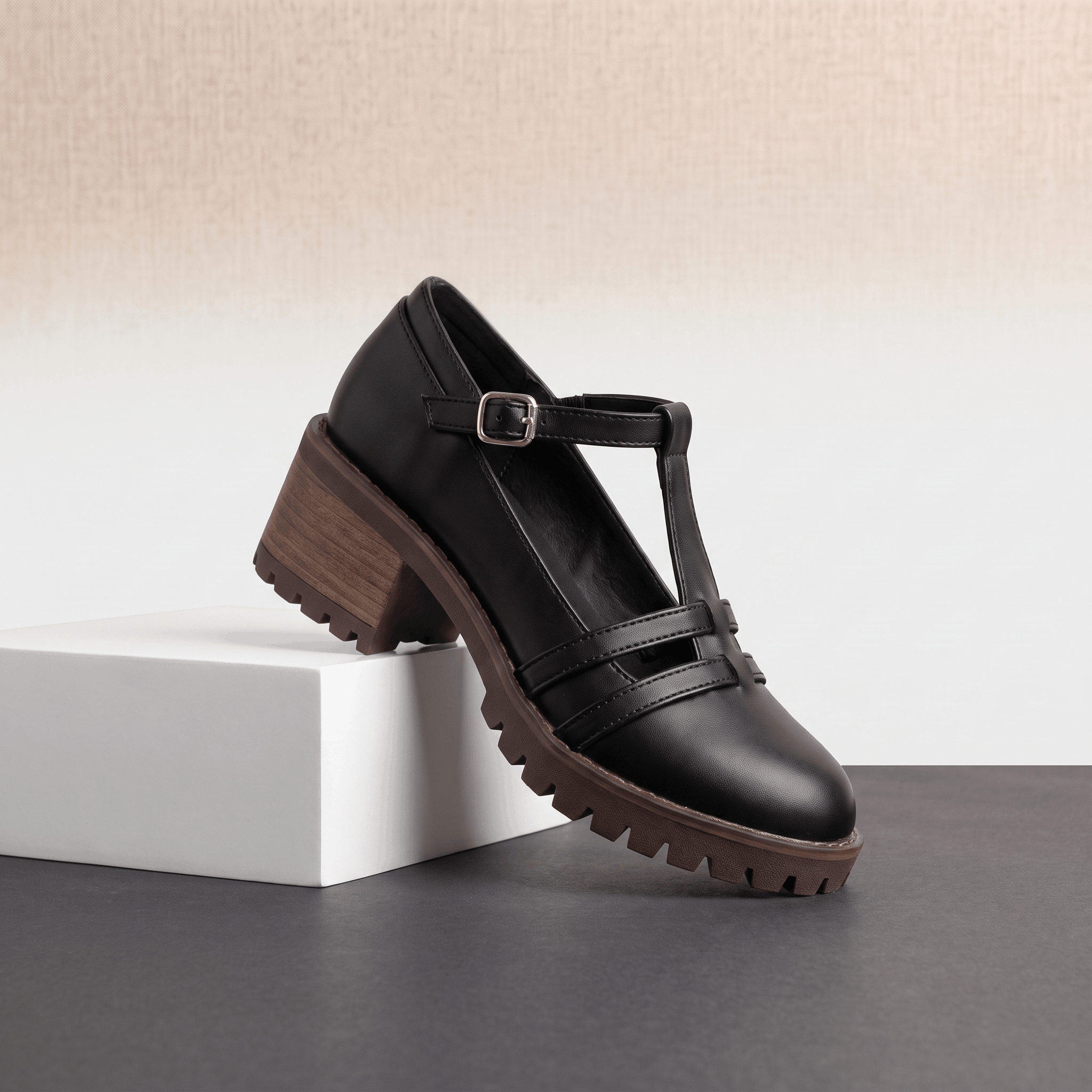 Britney Leather Mary Jane Heels – T-Strap Block-Heel Lugged-Sole Shoes