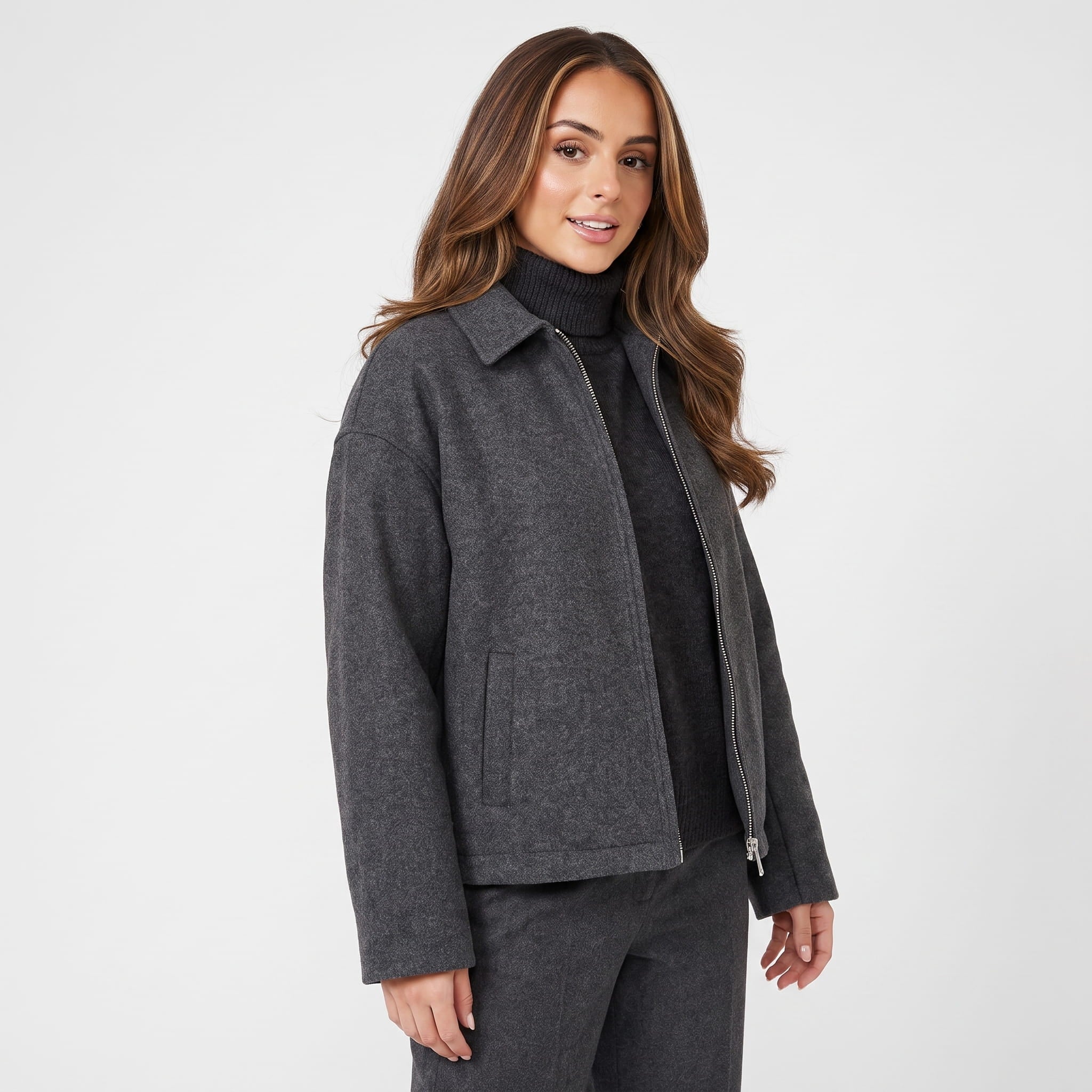 Bettina Wool Blend Cropped Jacket – Oversized Zip-Up Outerwear
