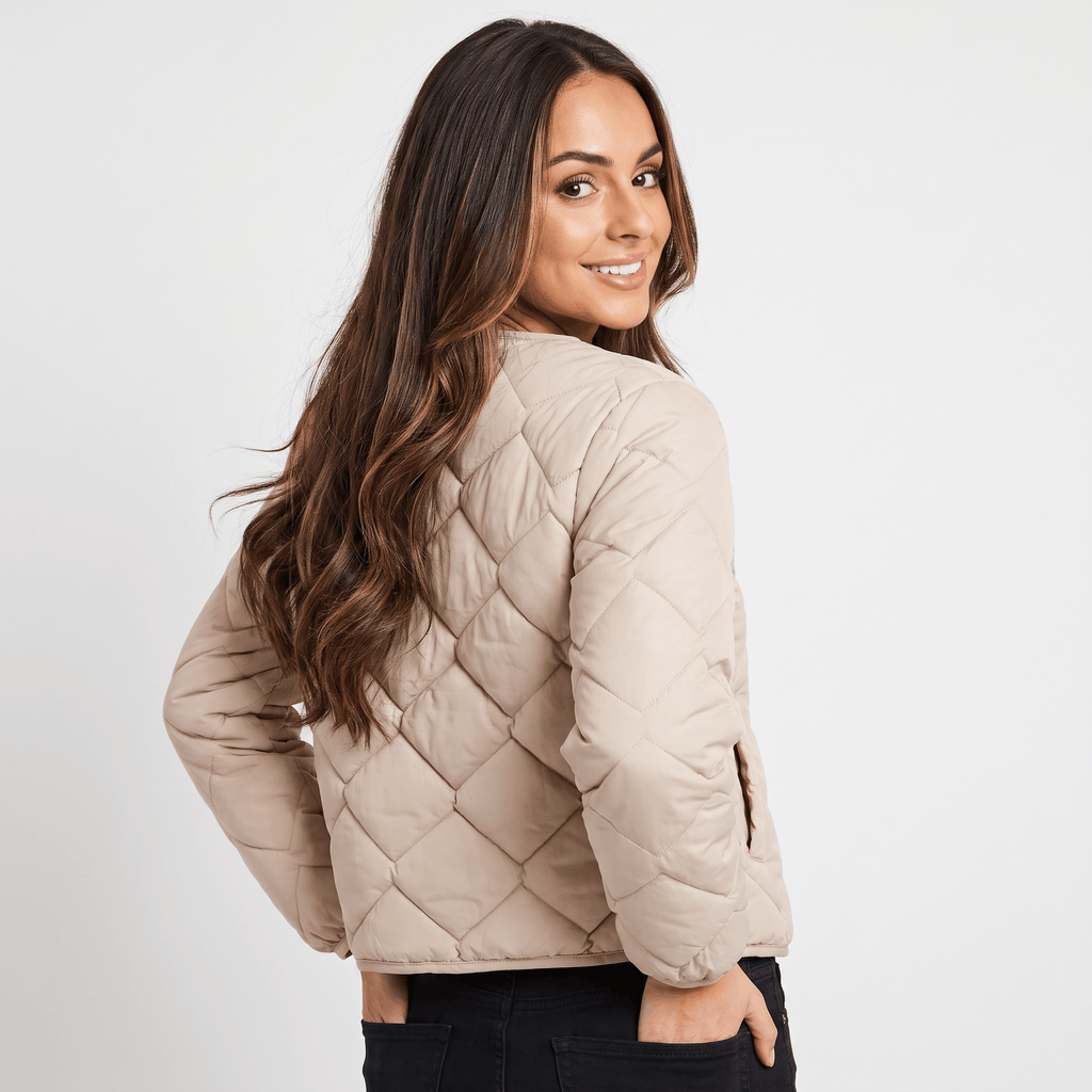 Emilia Diamond-Quilted Liner Jacket – Collarless Snap-Button Lightweight Outerwear
