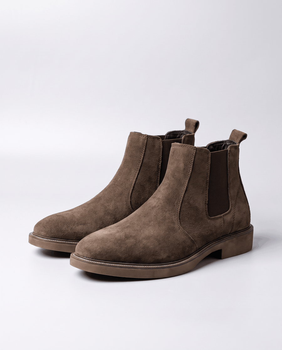 Men's Suede Chelsea Boots – Slip-On & Rubber Sole | Inverno