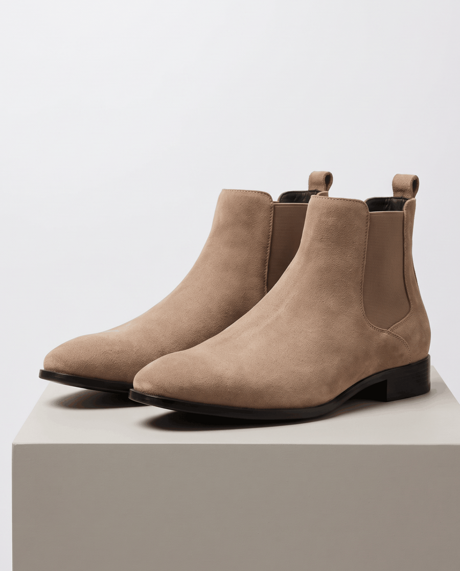 Men's Suede Chelsea Boots – Extended Sizes & Pull Tab | Roberto