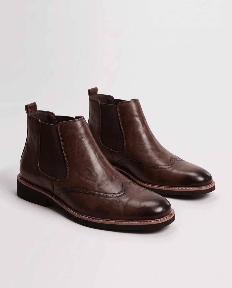 Men's Wingtip Chelsea Boots – Welt Sole & Cushioned Insole | Alvaro