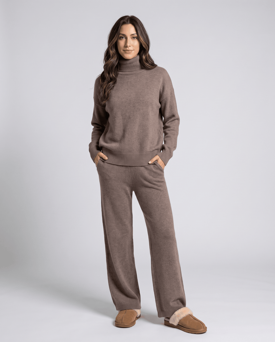 Turtleneck Lounge Set – Drop-Shoulder Top, Straight-Leg Pants & Drawstring Waist | Merusa