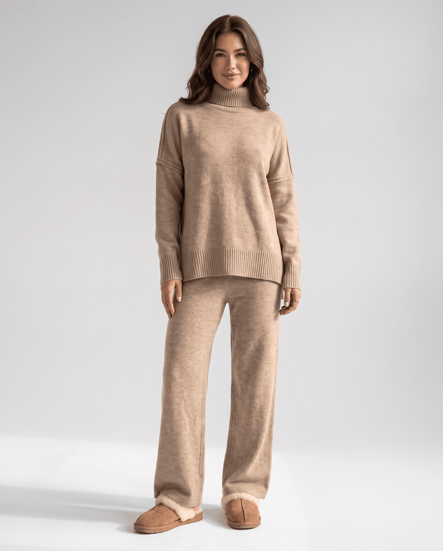 Turtleneck Loungewear Set – Oversized Knit Sweater, Wide-Leg Pants & Side Slits | Imogen