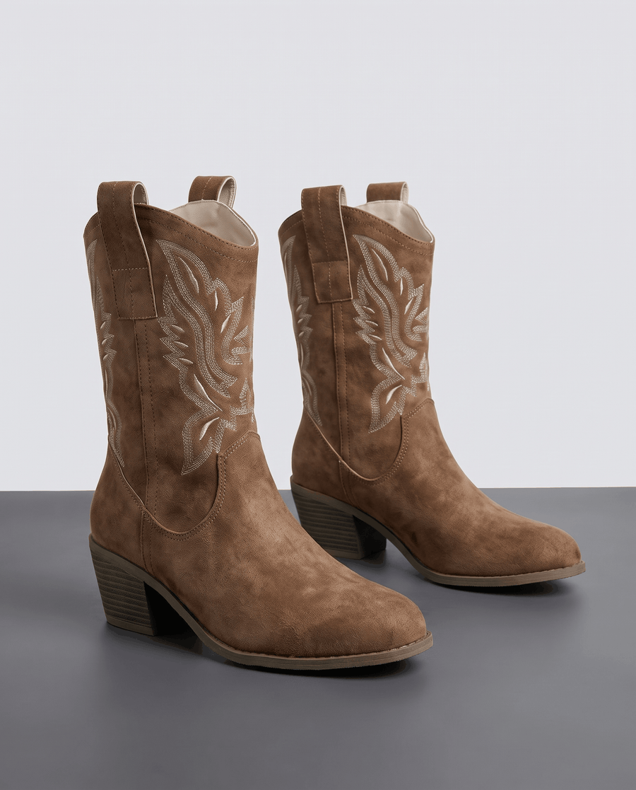 Short Cowboy Boots – Embroidered, Pointed-Toe, Stacked Heel & Pull-On | Erin